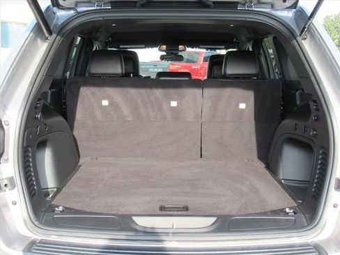 Used 2021 Jeep Grand Cherokee Laredo X image 27