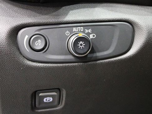 Used 2022 Chevrolet Blazer Premier w/ Enhanced Convenience Package image 22