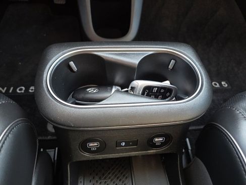 Certified 2023 Hyundai Ioniq 5 SEL w/ Cargo Package image 19