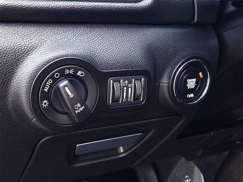 Used 2023 Maserati Ghibli Modena image 18