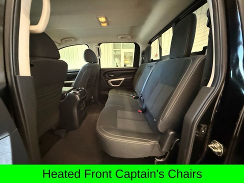 Used 2018 Nissan Titan SV w/ SV Convenience Package RWD image 11