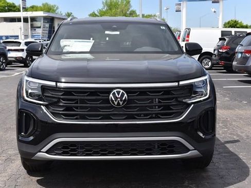 New 2026 Volkswagen Atlas Cross Sport SE AWD/4WD image 4