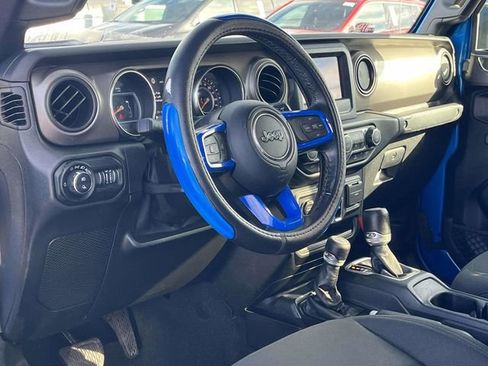 Used 2020 Jeep Gladiator Sport w/ Quick Order Package 24S image 12