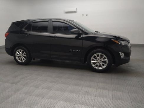 Used 2020 Chevrolet Equinox LS w/ LS Convenience Package image 11