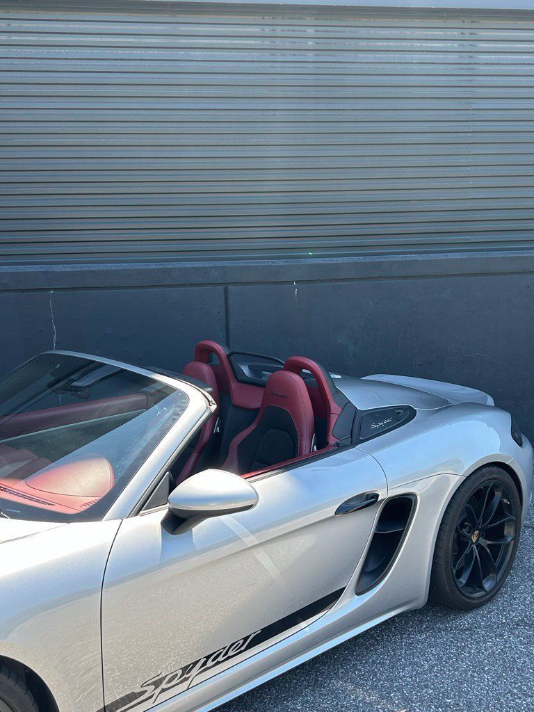 Certified 2021 Porsche 718 Boxster Spyder RWD image 10