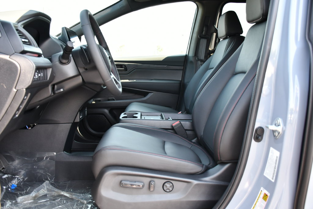 New 2026 Honda Odyssey Sport-L image 12