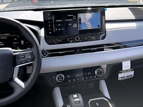 New 2026 Mitsubishi Outlander SE FWD image 6