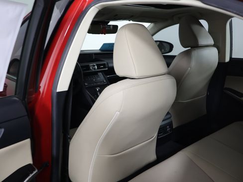 Used 2019 Lexus IS 300 w/ Premium Package image 51