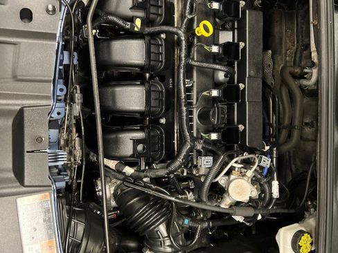 Used 2018 Ford Focus Titanium image 7