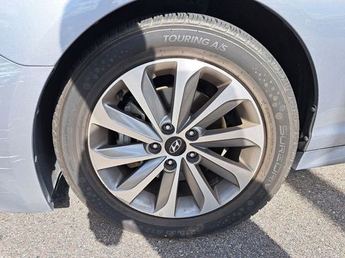 Used 2016 Hyundai Sonata Sport w/ Option Group 02 image 6