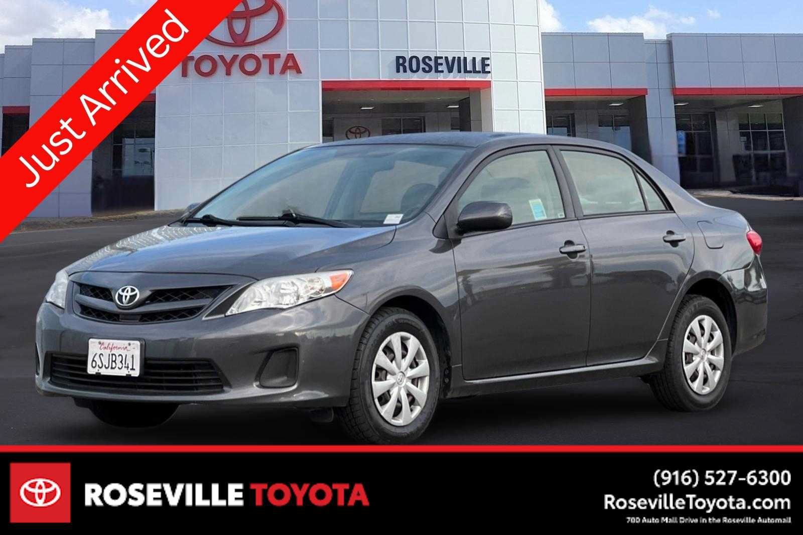 Used 2011 Toyota Corolla LE FWD image 1