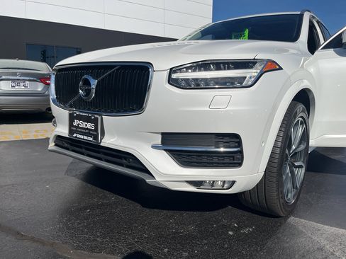 Used 2016 Volvo XC90 T6 Momentum w/ Momentum Plus Package AWD/4WD image 57