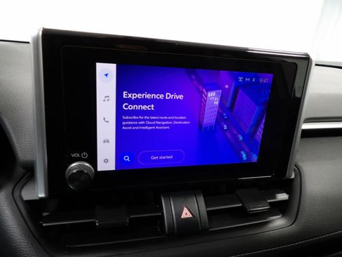 Used 2023 Toyota RAV4 XLE image 19