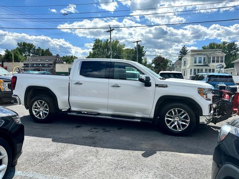 Used 2019 GMC Sierra 1500 SLT w/ SLT Premium Plus Package image 6