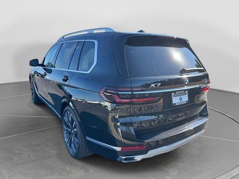 New 2026 BMW X7 xDrive40i w/ Premium Package AWD/4WD image 3