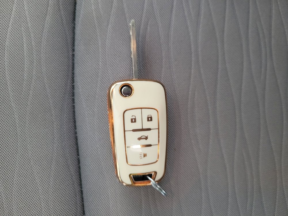 Used 2016 Buick Encore FWD image 32
