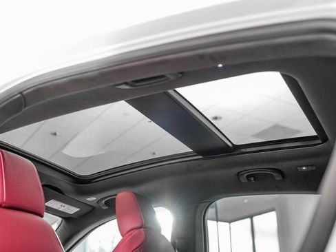 Used 2025 Maserati Grecale Modena image 21