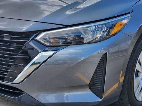 Used 2024 Nissan Sentra S FWD image 6