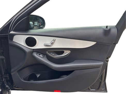 Used 2019 Mercedes-Benz C 300 Sedan image 41