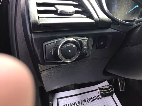 Used 2017 Ford Fusion Titanium FWD image 17