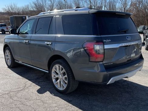 Used 2019 Ford Expedition Platinum AWD/4WD image 2