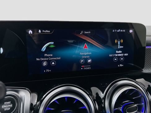 Used 2022 Mercedes-Benz GLB 250 image 15