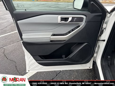 Used 2022 Ford Explorer XLT w/ Equipment Group 202A image 10