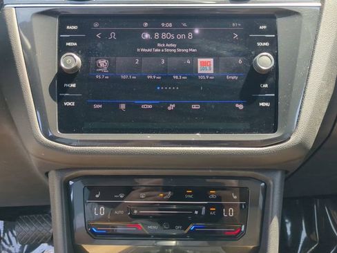 Certified 2023 Volkswagen Tiguan SE image 20