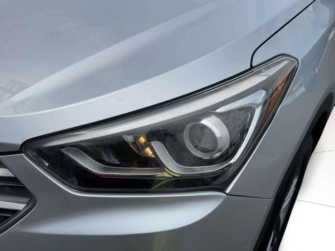 Used 2018 Hyundai Santa Fe Sport AWD/4WD image 12