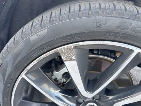 Used 2022 Volvo XC90 T8 Inscription Expression image 7