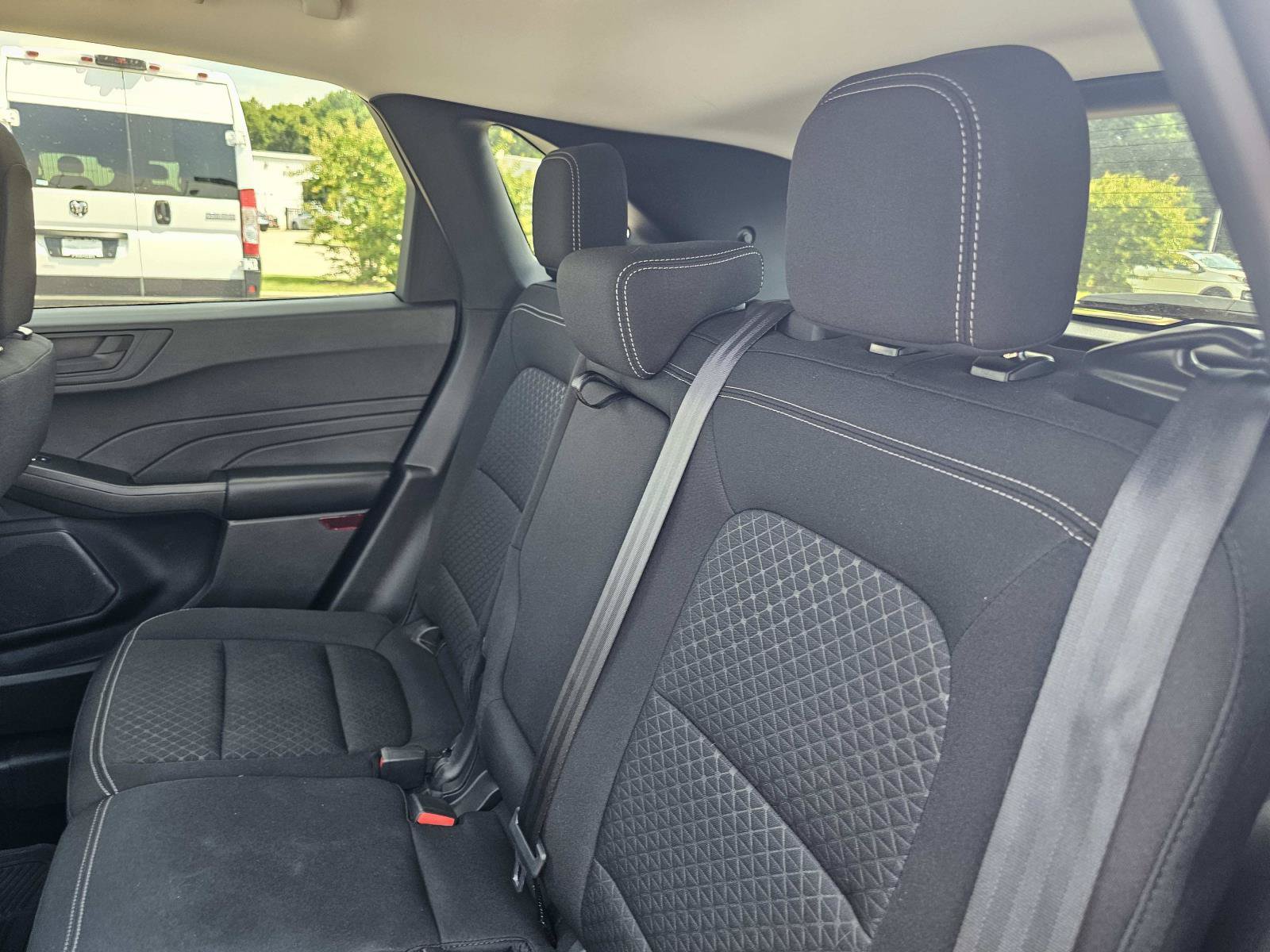 Used 2025 Ford Escape Active AWD/4WD image 33
