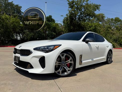 Used 2018 Kia Stinger GT2 RWD image 1