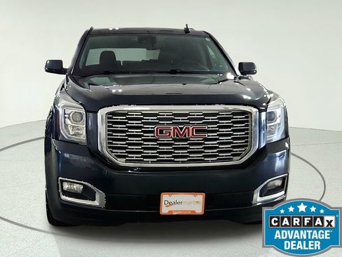 Used 2020 GMC Yukon Denali w/ Denali Premium Package AWD/4WD image 11