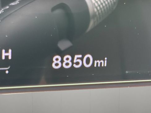 Certified 2026 Genesis GV70 2.5T AWD/4WD image 29