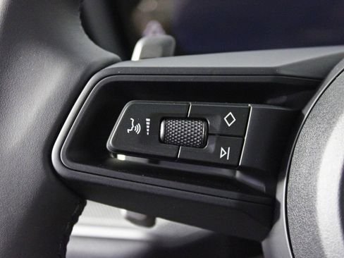 Certified 2026 Porsche Cayenne Coupe image 23