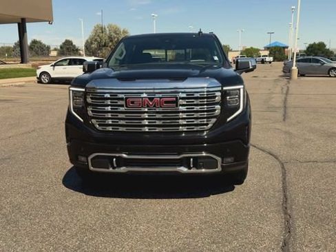 Used 2024 GMC Sierra 1500 Denali w/ Denali Reserve Package AWD/4WD image 3