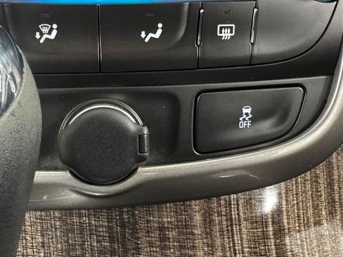 Used 2015 Chevrolet Malibu LT FWD image 25
