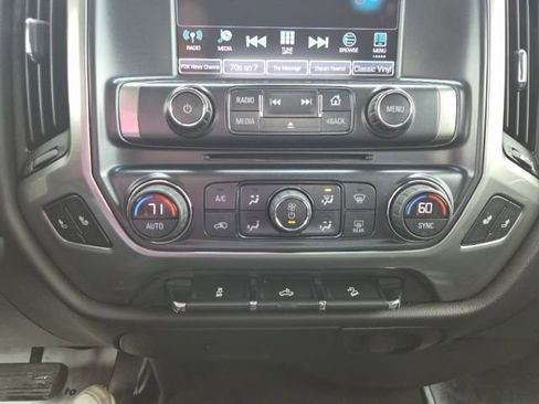 Used 2018 Chevrolet Silverado 1500 LT w/ All Star Edition image 27