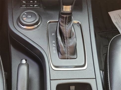 Used 2020 Ford Ranger Lariat w/ Equipment Group 501A Mid image 30