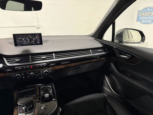 Used 2017 Audi Q7 3.0T Premium Plus AWD/4WD image 21