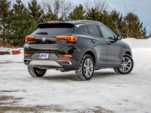 Used 2022 Buick Encore GX Essence w/ Experience Buick Package image 11