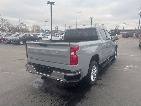 Used 2024 Chevrolet Silverado 1500 LT w/ Z71 Off-Road Package image 3