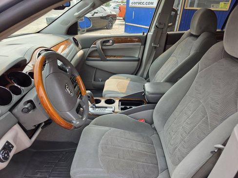 Used 2008 Buick Enclave CX w/ Driver Confidence Package FWD image 9