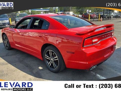 Used 2014 Dodge Charger SXT AWD/4WD image 5