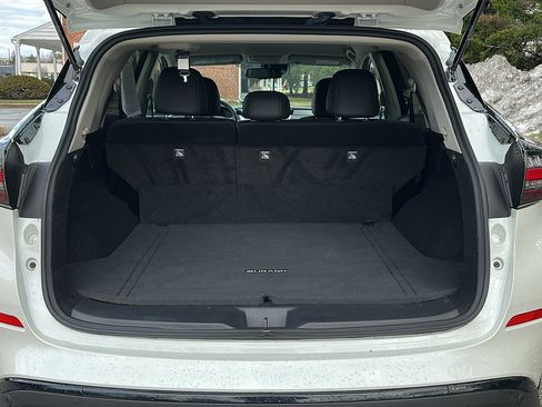 Certified 2024 Nissan Murano SV w/ SV Midnight Edition Package image 7