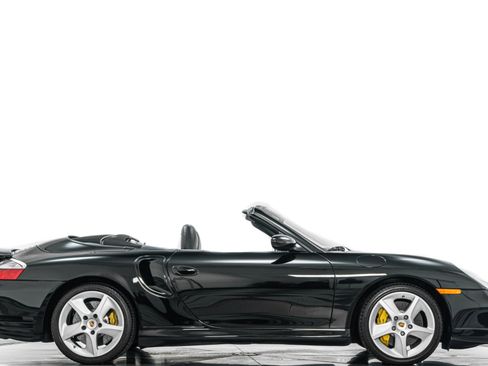 Used 2005 Porsche 911 Turbo image 2