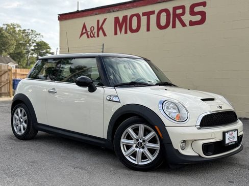 Used 2012 MINI Cooper S FWD image 1