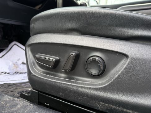 Used 2021 Toyota Camry SE image 25