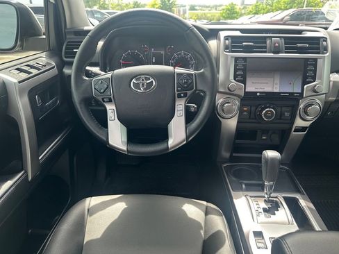 Used 2023 Toyota 4Runner SR5 Premium w/ Moonroof Package RWD image 30