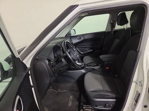 Certified 2022 Kia Soul EX FWD image 11